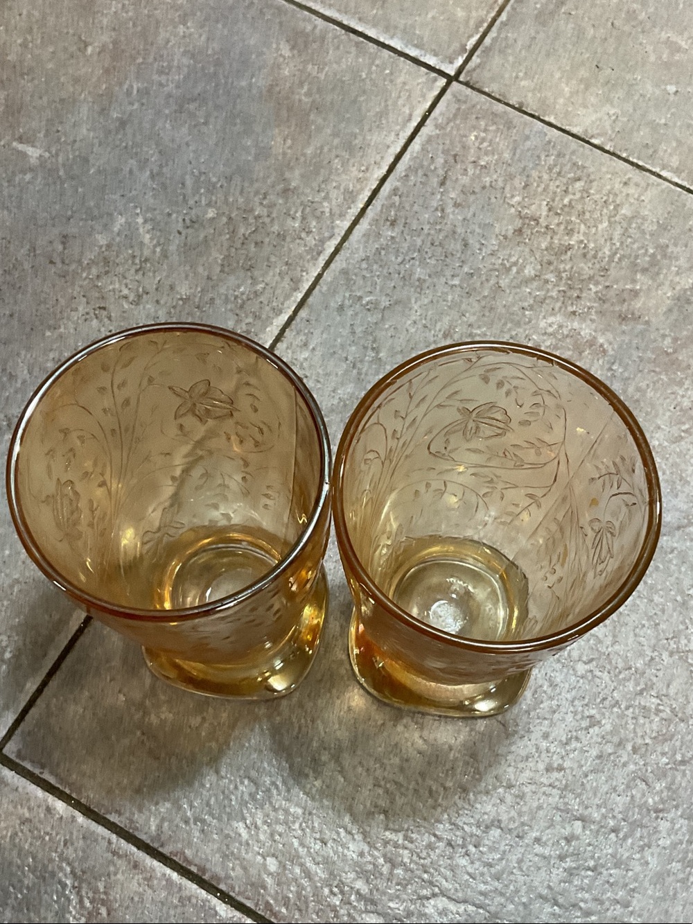 Embossed Amber Glass Tumblers – Set of 2 - Picture 4 of 5
